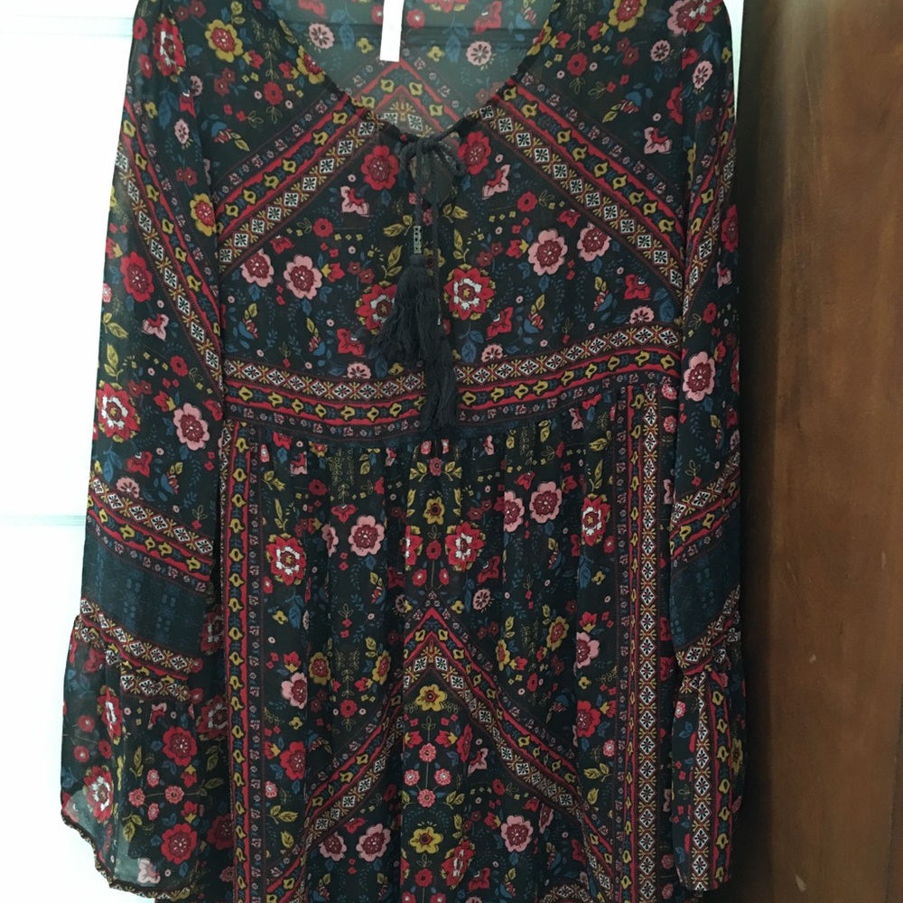 Dress - Picture 2 of 3
